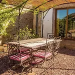 Vila Sunny Escape To Serenity Fraissé-des-Corbières