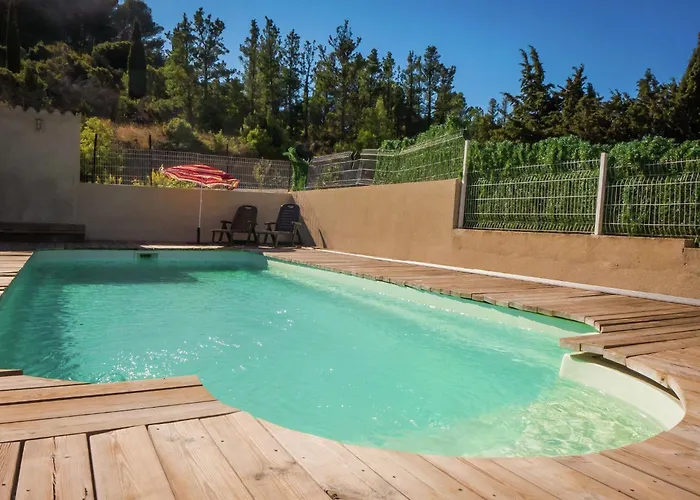Sunny Escape To Serenity Villa